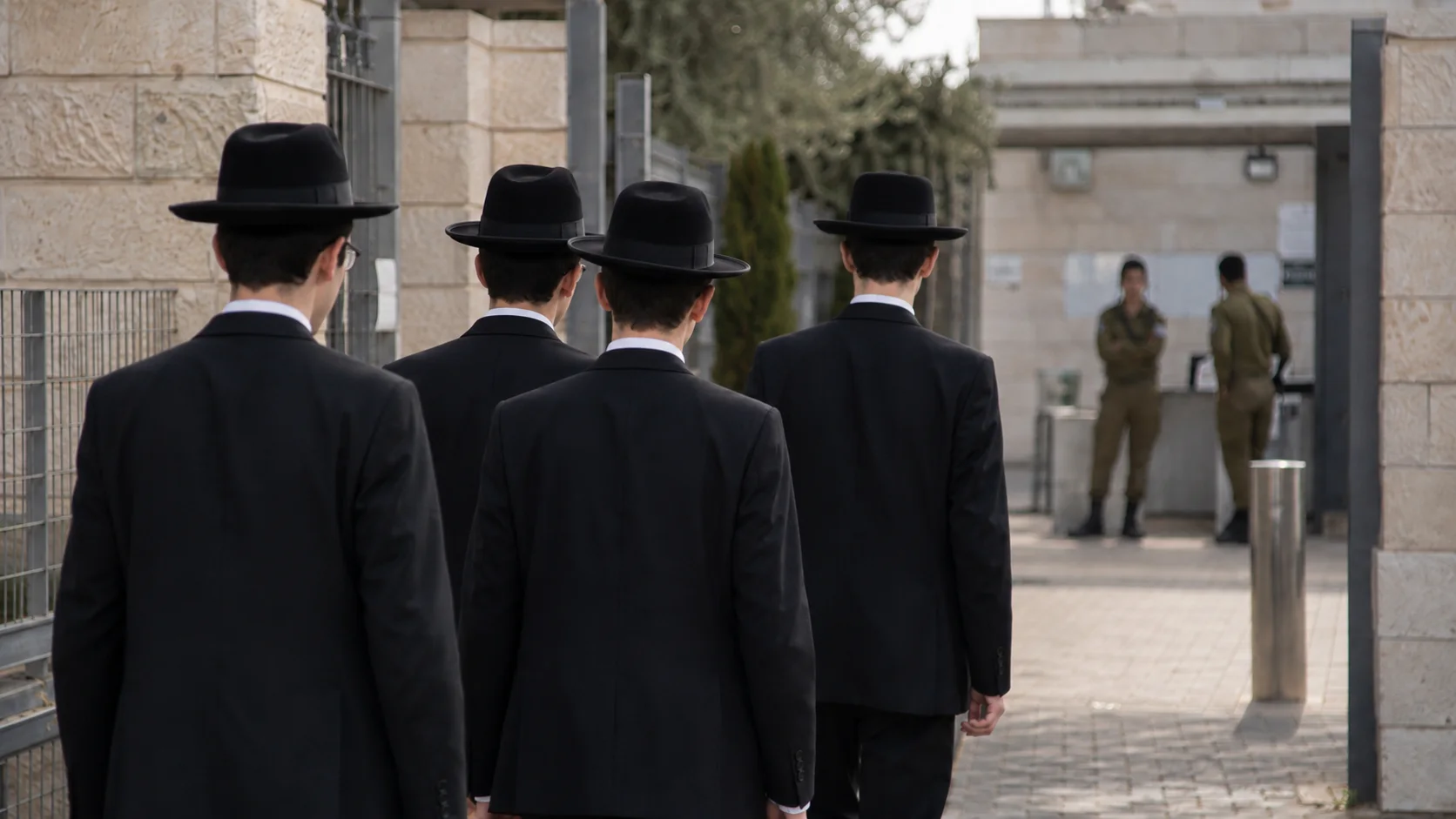 בחורי ישיבה. אילוסטרציה